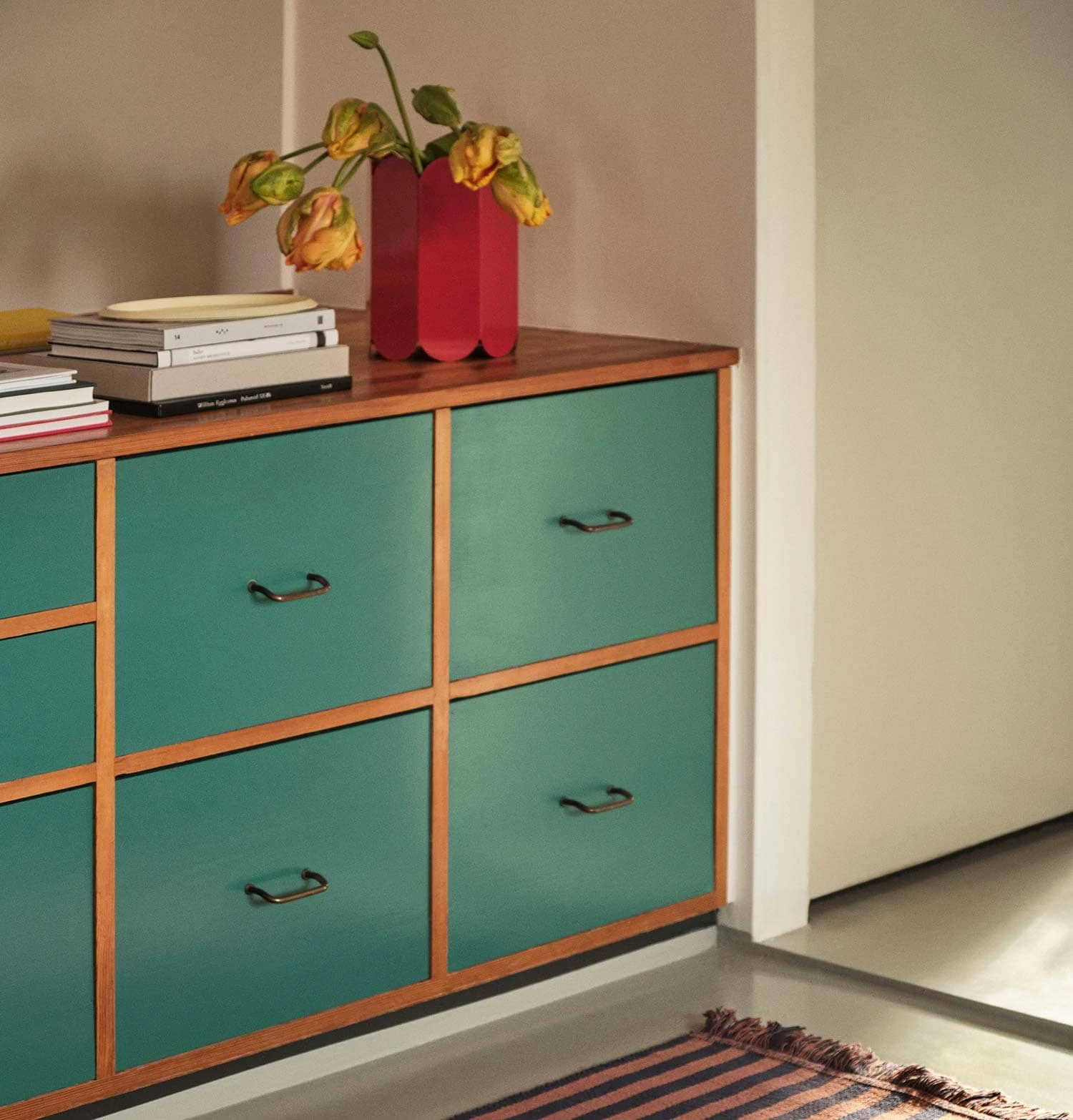 HAY Arcs Vase In Red - Image 3