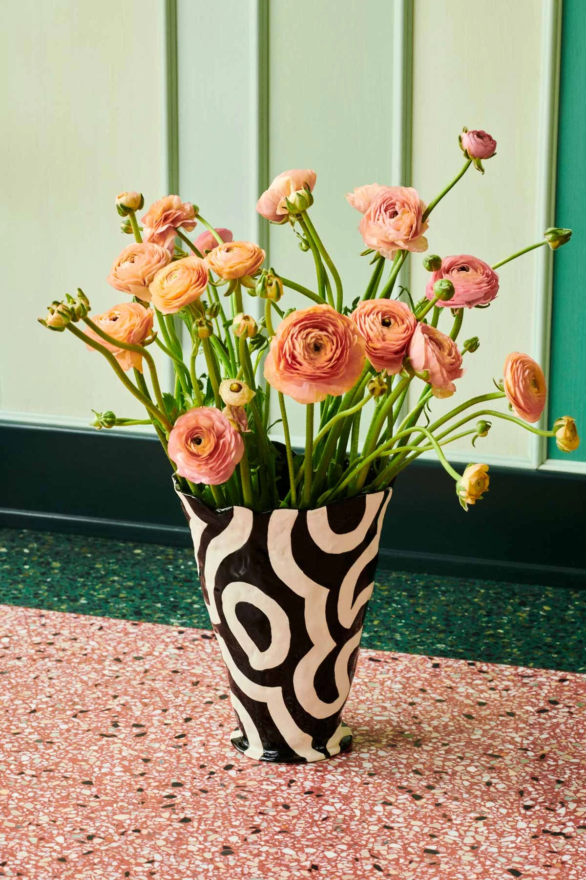 HAY Jessica Hans Shadow Vase - Image 2