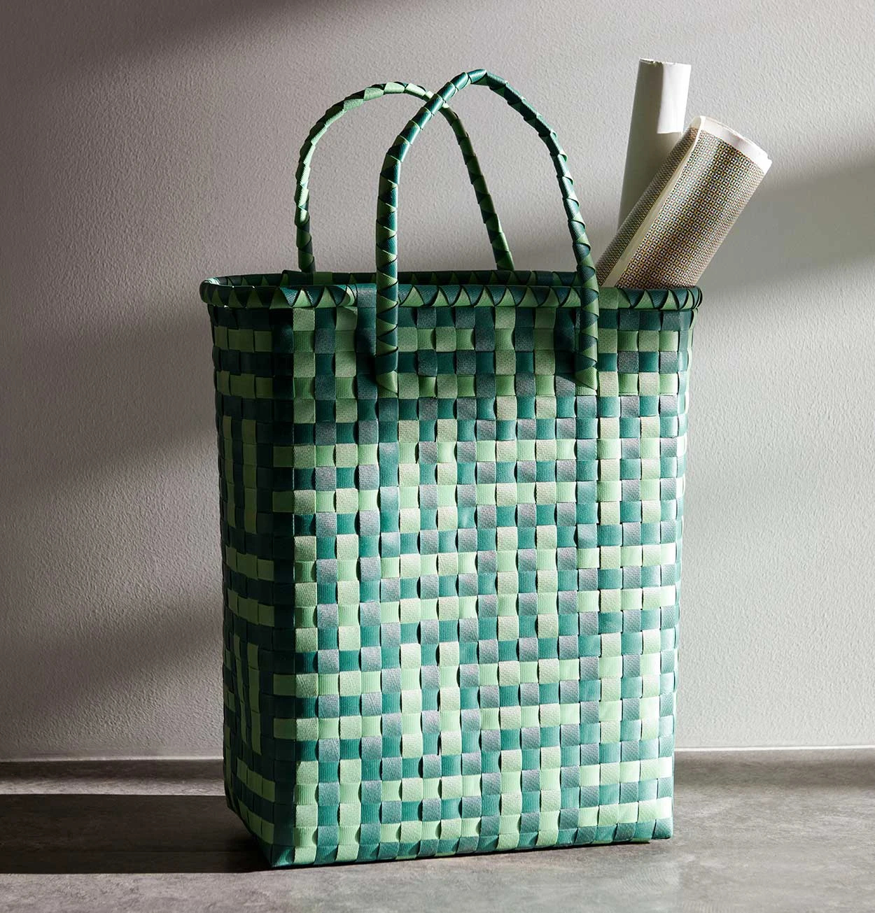 HAY Maxim Bag In Green β Small - Image 3