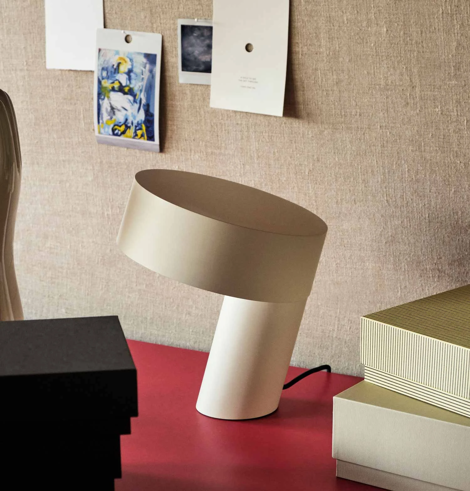 HAY Slant Lamp – White 5 HAY Slant Lamp – White - Image 4