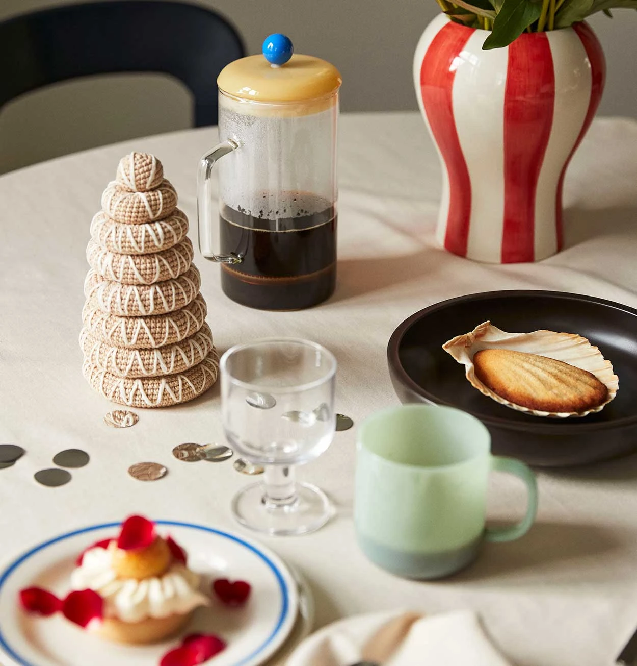 HAY Sobremesa Serving Bowl – Medium – Dark Brown - Image 2