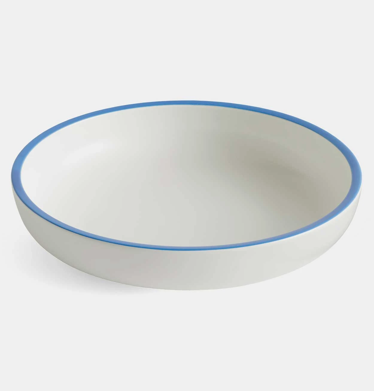 HAY Sobremesa Serving Bowl – Large – White With Blue Rim